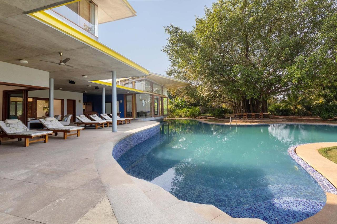 Jay House By Stayvista - Leisure Oasis With Pool, Snooker, Table Tennis & Foosball Fun Alībāg Esterno foto