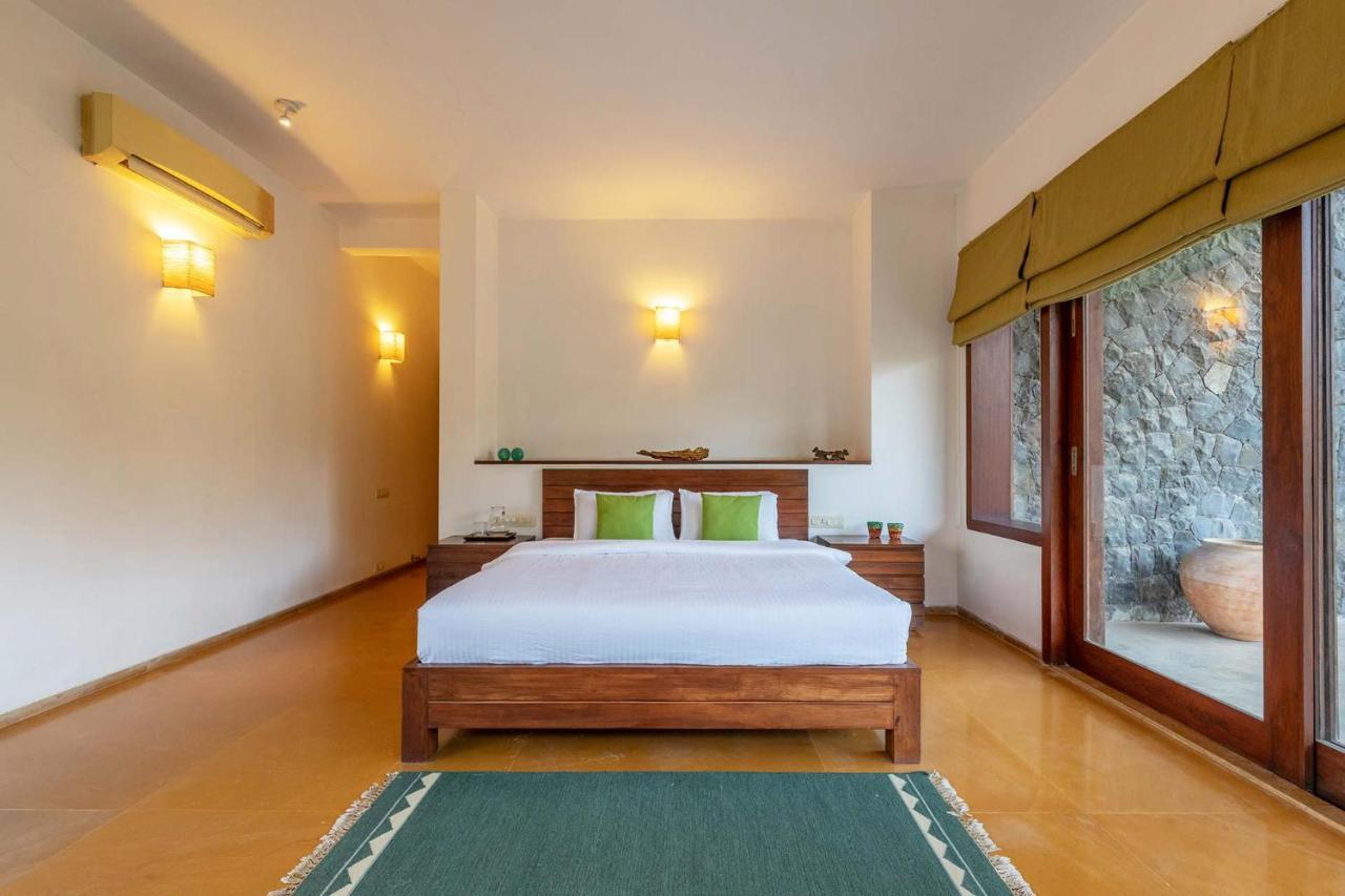 Jay House By Stayvista - Leisure Oasis With Pool, Snooker, Table Tennis & Foosball Fun Alībāg Esterno foto